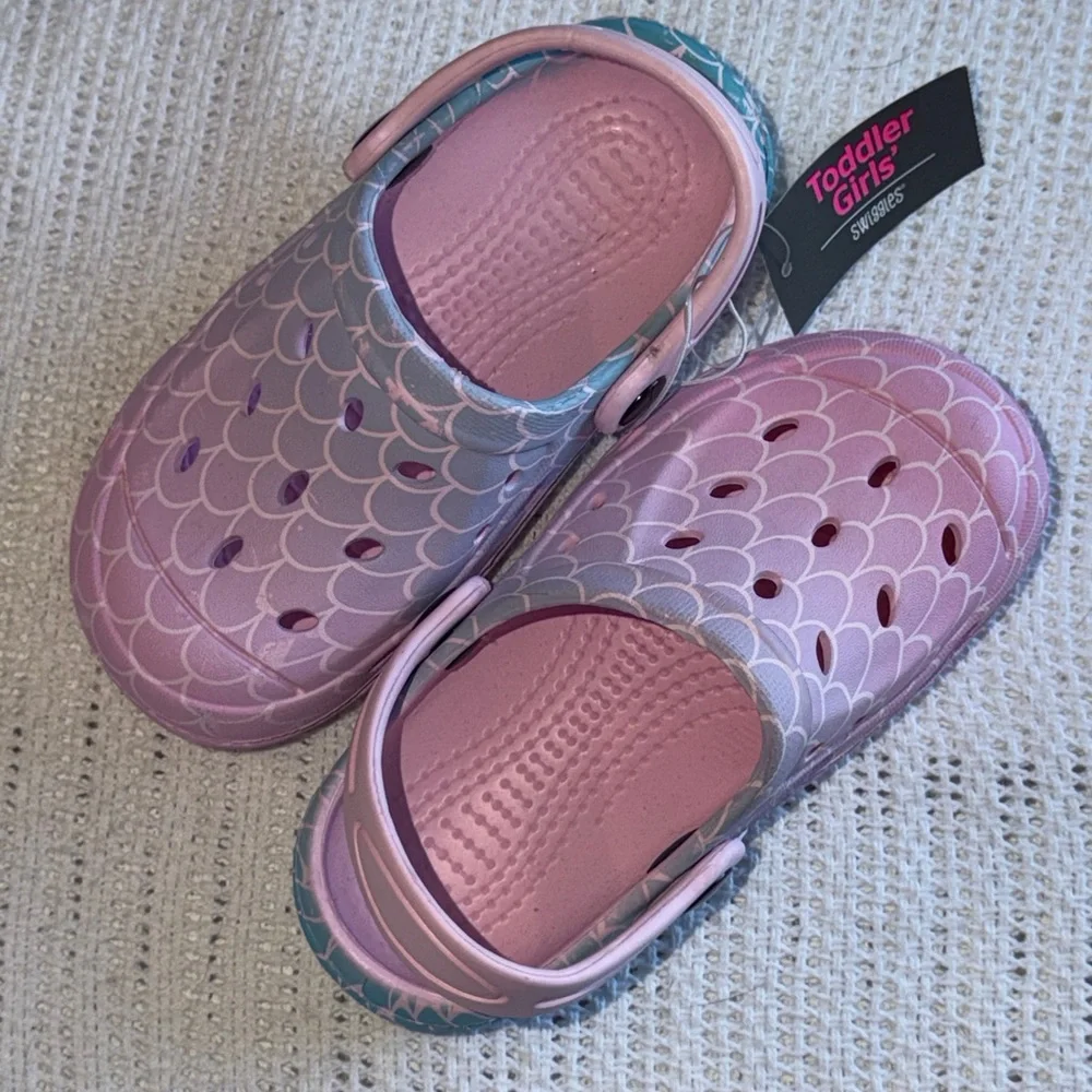 Bobbie Brooks‎ girls mermaid croc sandals size 9-10 Toddler NWT NEW